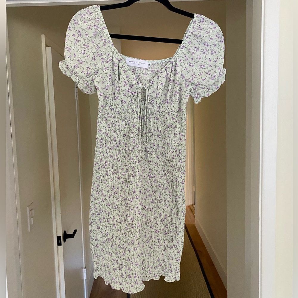Nectar Clothing Floral Puff Sleeve Mini Dress with puff sleeves Size Small